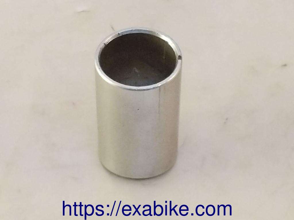 carburetor valve Suzuki GS 750 - photo 2