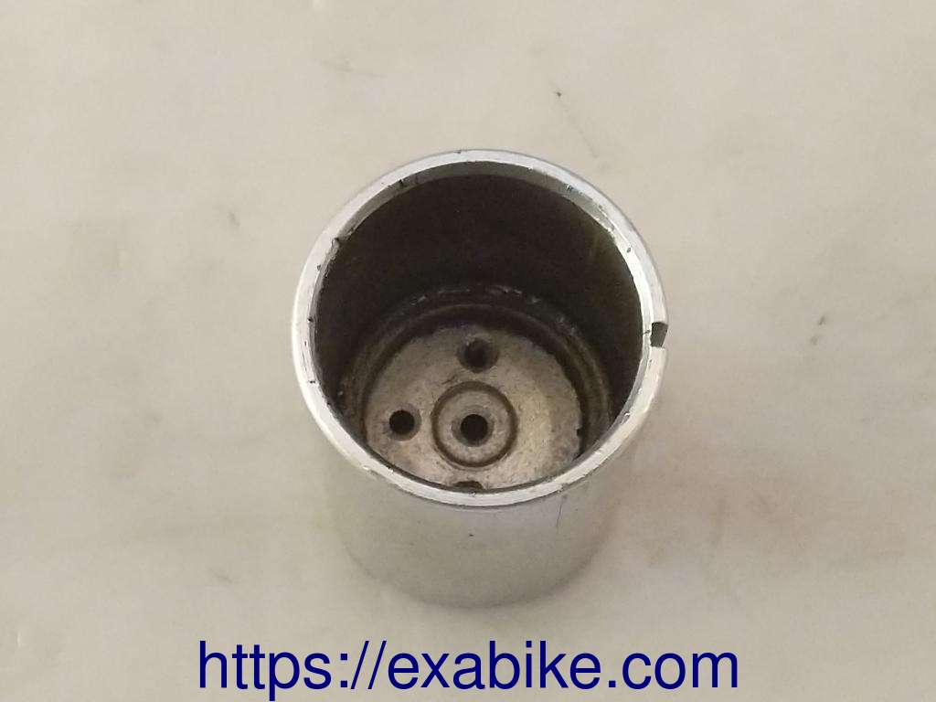 carburetor valve Suzuki GS 750 - photo 3
