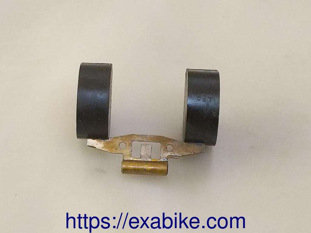 flotteur de carburateur Suzuki GS 750 - photo 1
