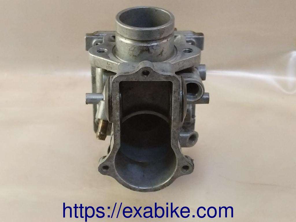 carburetor body Suzuki GS 750 - photo 3