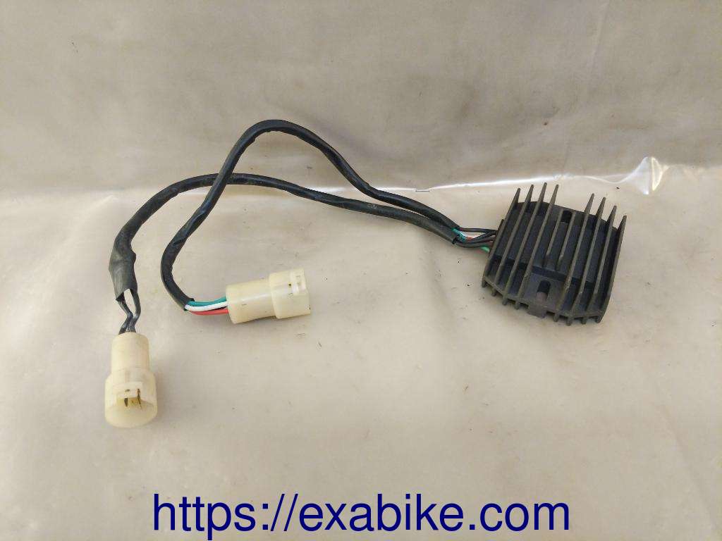 voltage regulator Kawasaki ZX6R - photo 1