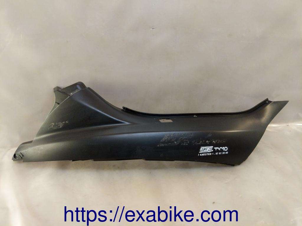 cowl element Piaggio 125 MP3 - photo 1