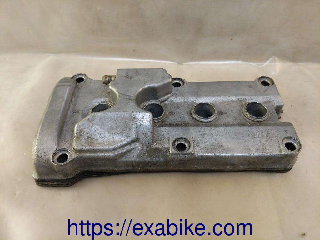 cylinder head cover Honda CBR 600 - photo 1