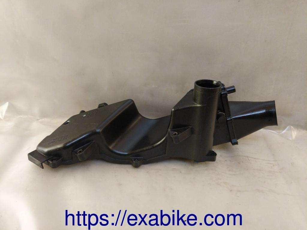 air cleaner box Suzuki AN 125 - photo 3