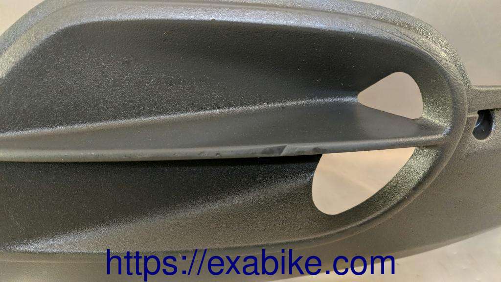 cowl, left Suzuki AN 125 - photo 2