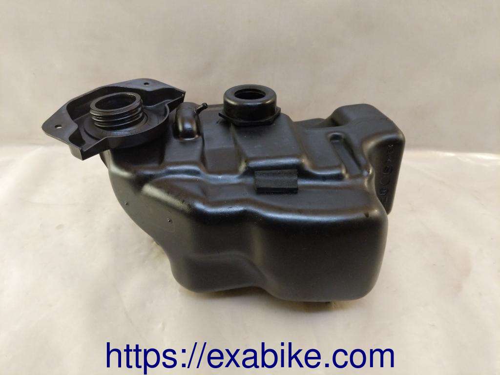 fuel tank Suzuki AN 125 - photo 1