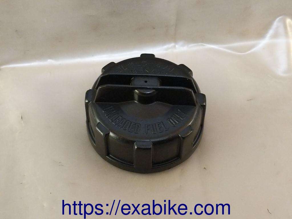 fuel tank cap Suzuki AN 125 - photo 1