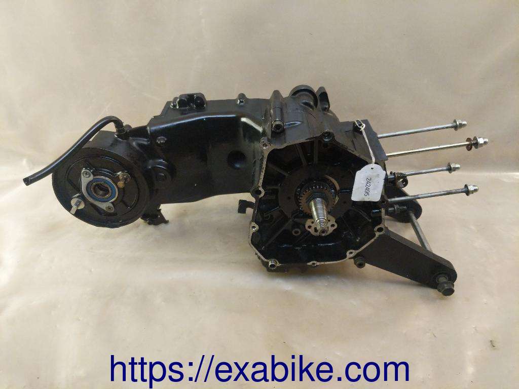 engine block Suzuki AN 125 - photo 2