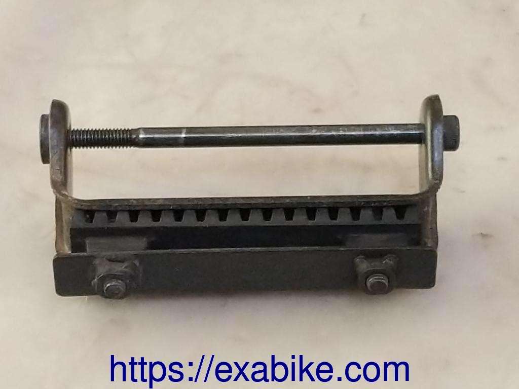 support du réservoir Yamaha FZS 600 Fazer - photo 1