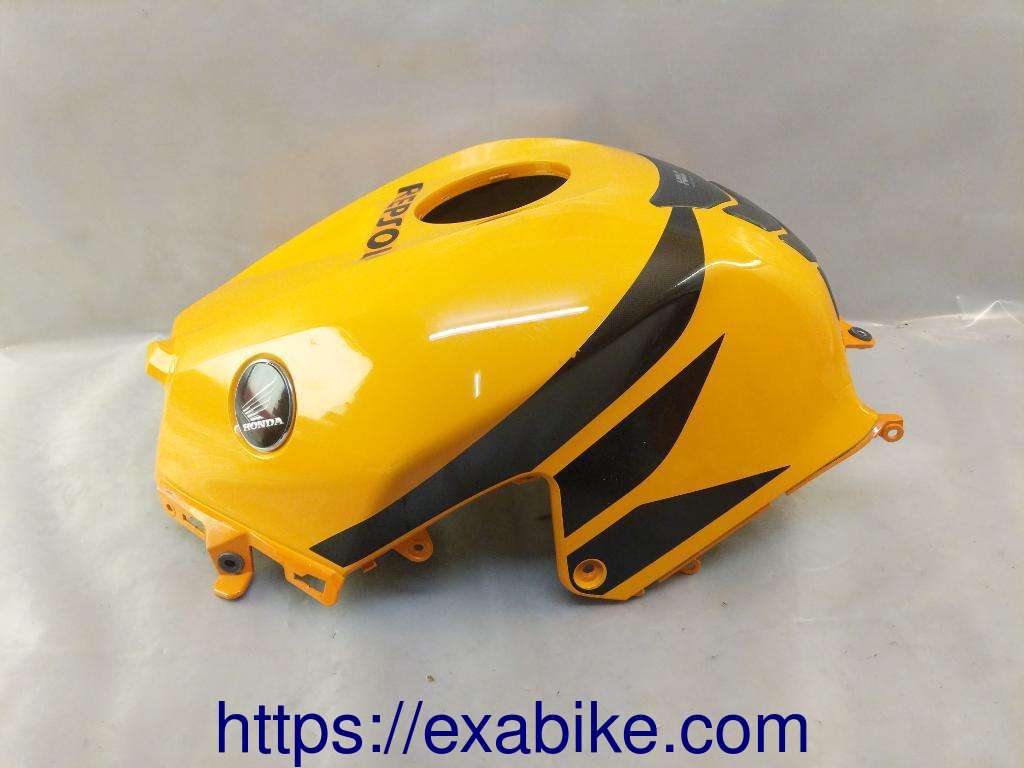 fuel tank cover Honda CBR 600 RR - photo 1
