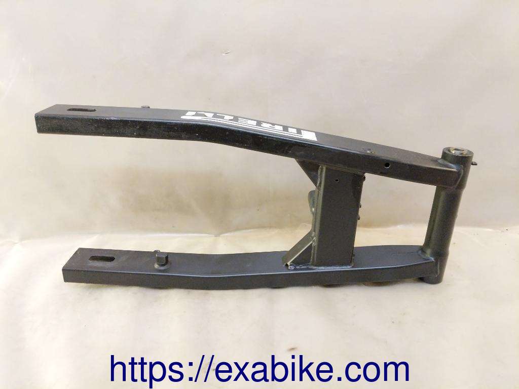 swingarm Honda CBR500R - photo 1