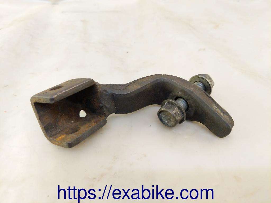support repose-pied avant gauche Honda CB250T - photo 1