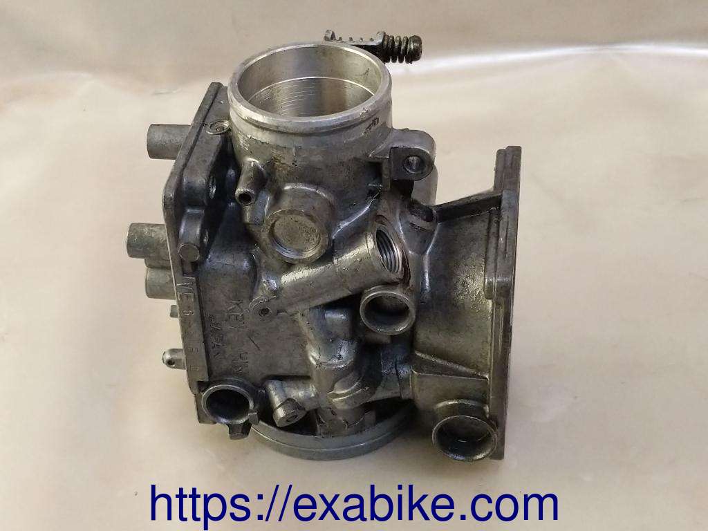 carburetor body, N1 Honda CB 750 Seven Fifty - photo 3