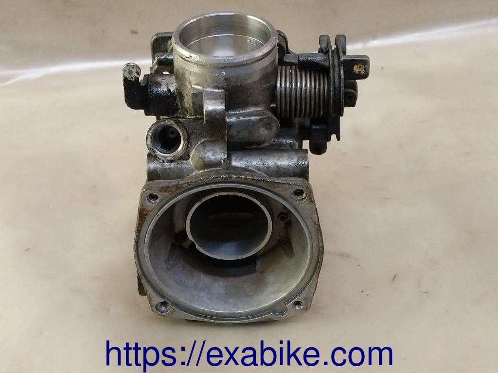 carburetor body  N°2 Honda CB 750 Seven Fifty - photo 2