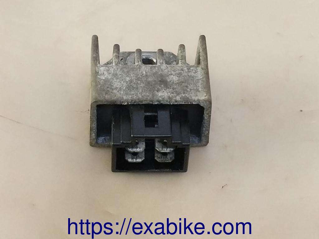 voltage regulator Peugeot Elystar 50 - photo 1