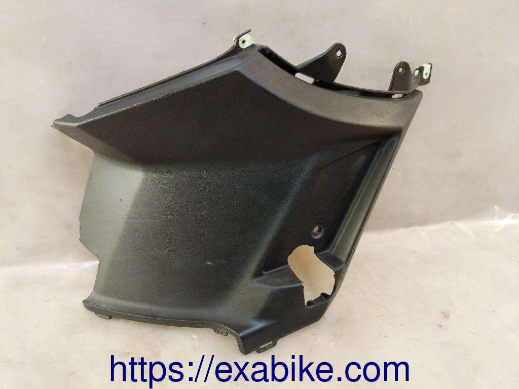 cowl, left Peugeot Kisbee 50 - photo 1