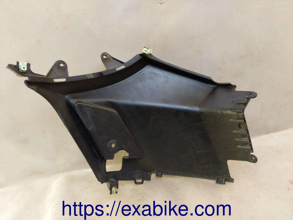 cowl, left Peugeot Kisbee 50 - photo 2