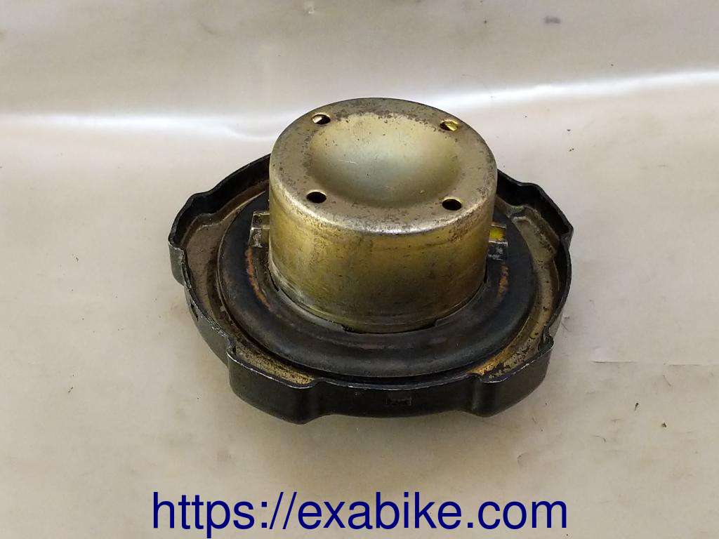 fuel tank cap Honda MTX 125 - photo 2