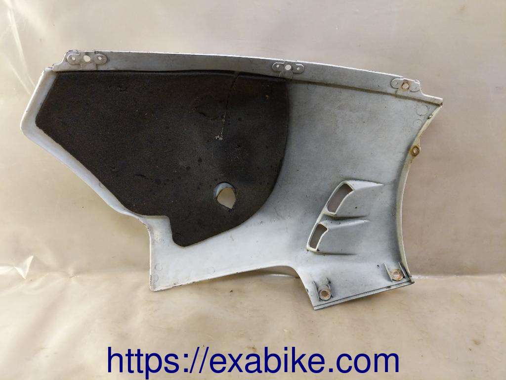 lower cowl, left Suzuki GSXR 1100 - photo 3
