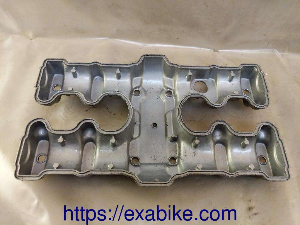 cylinder head cover Honda CB 750 KZ - photo 3