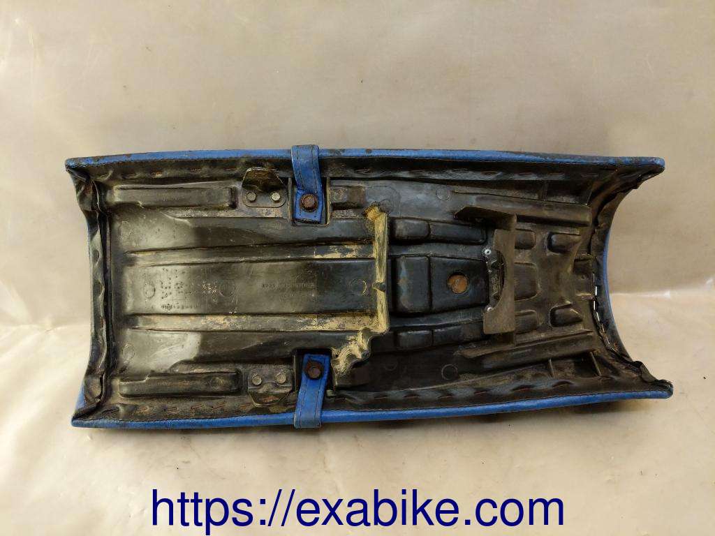 seat Yamaha XT 125 - photo 4