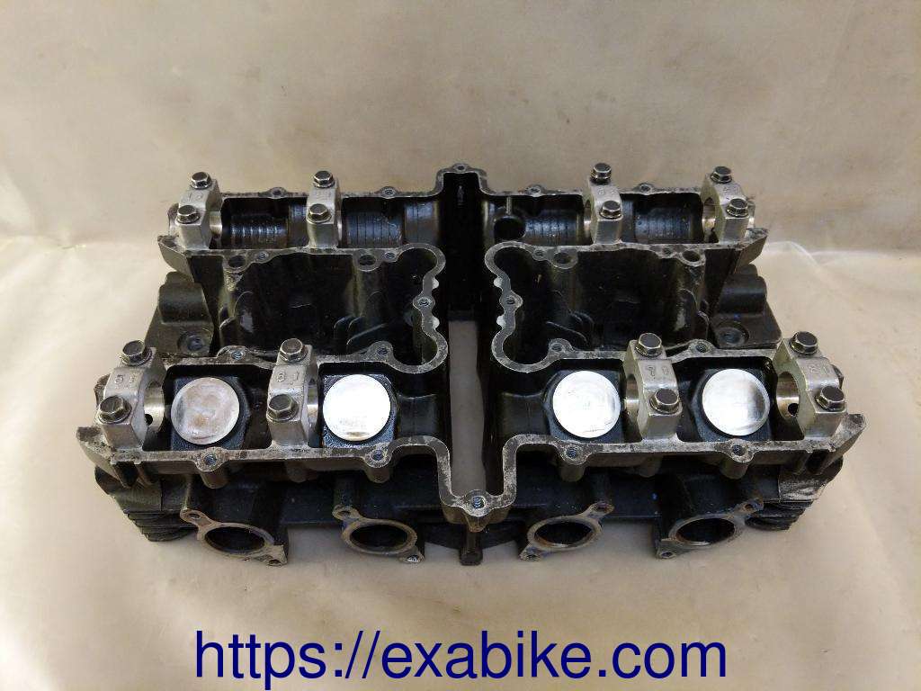 cylinder head Kawasaki Z 400 F - photo 1