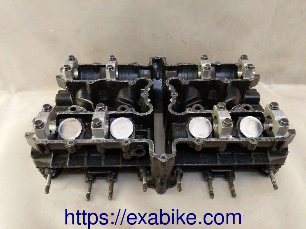 cylinder head Kawasaki Z 400 F - photo 2
