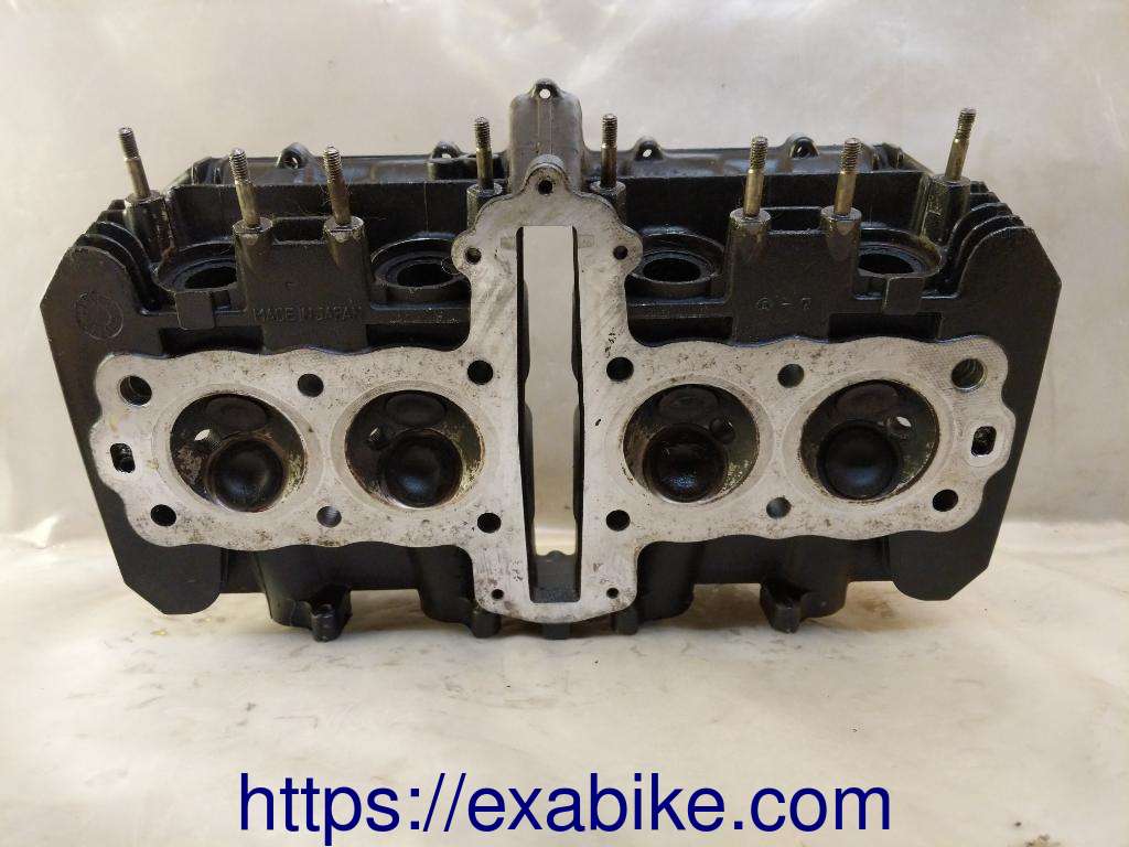 cylinder head Kawasaki Z 400 F - photo 5