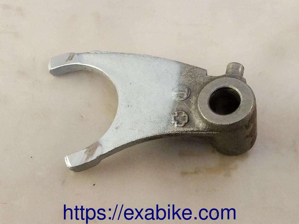 gearshift fork Suzuki GSX 400 - photo 2