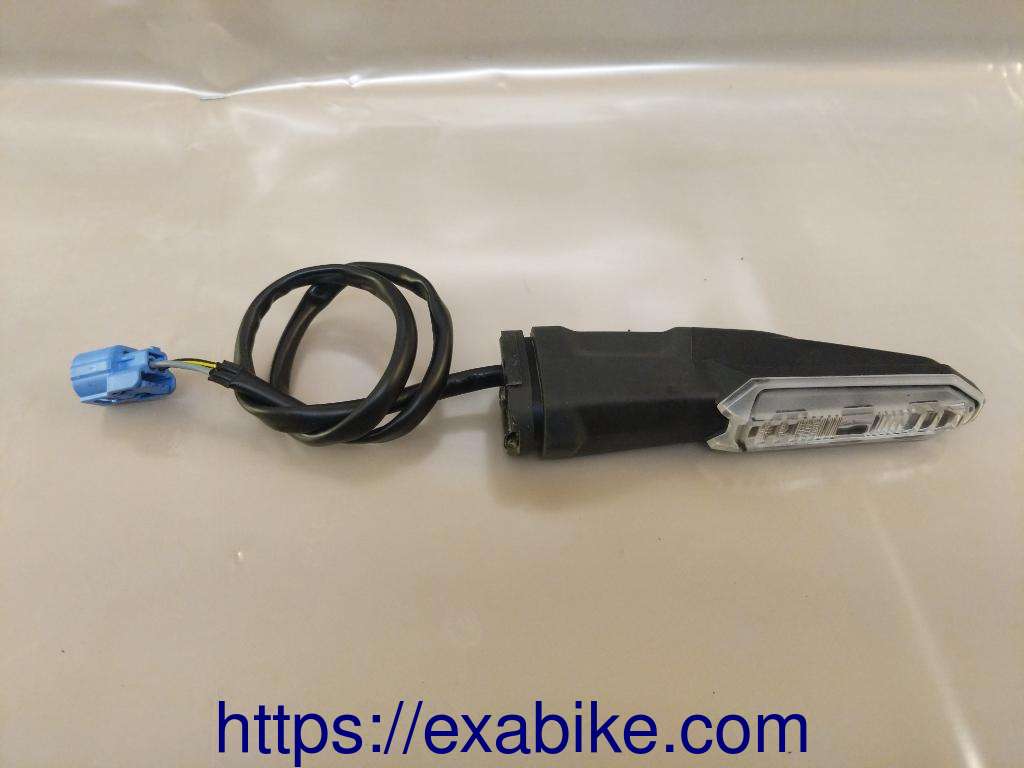 clignotant arrière droit Kawasaki ZX10R - photo 1