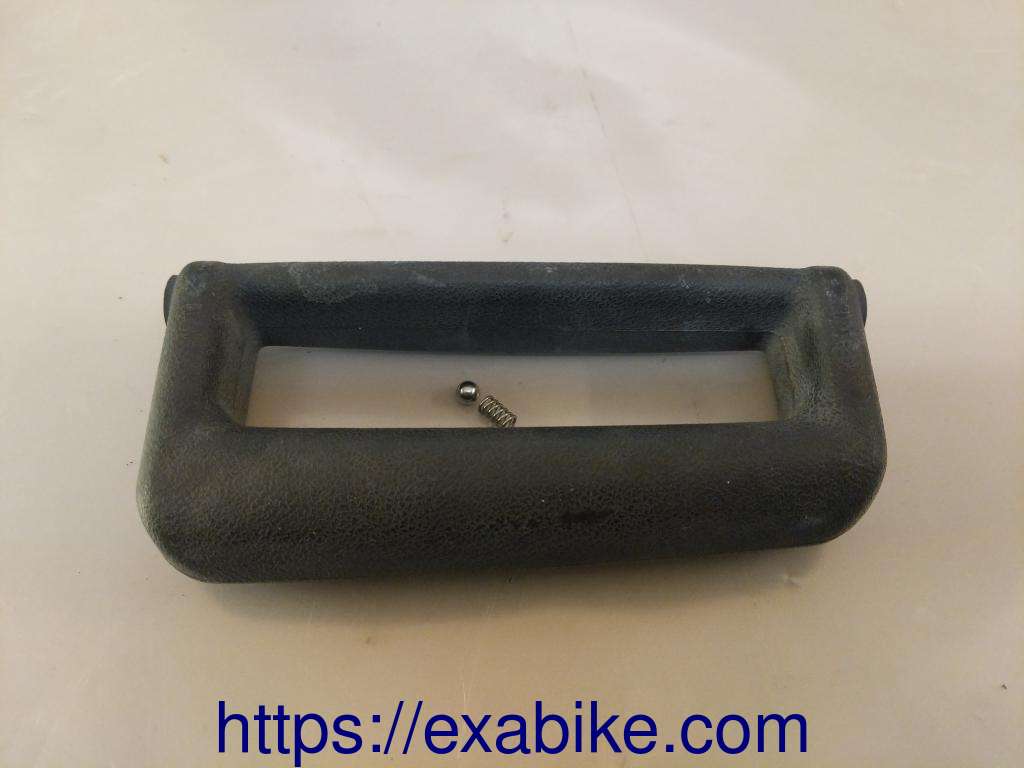 rear luggage grab, left Triumph Trophy 1200 - photo 1
