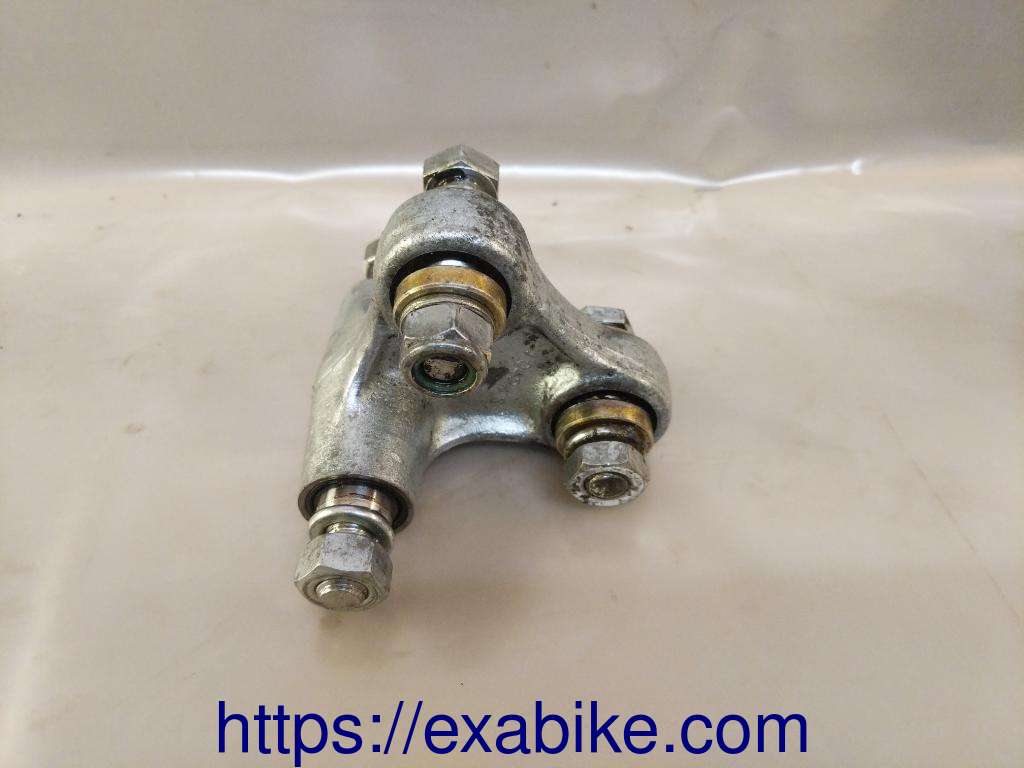 swingarm connecting Gilera 125 XR2 - photo 1