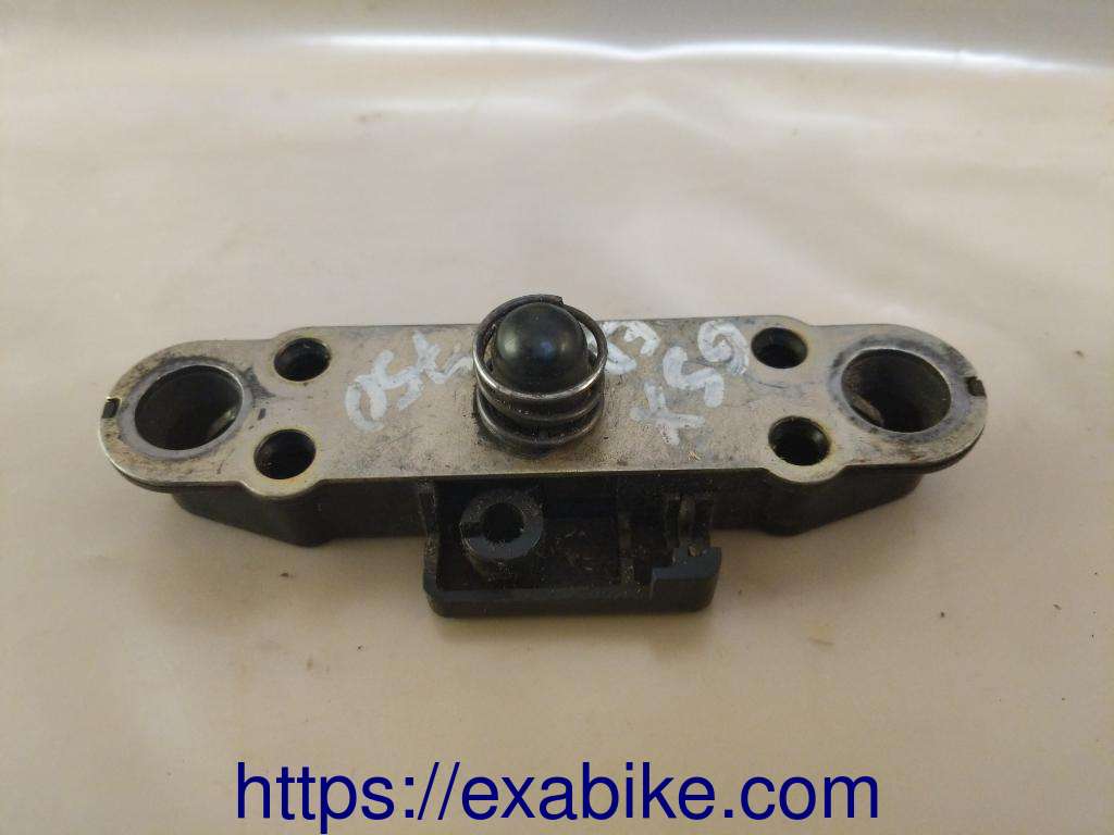 seat locker Suzuki GSX750ES - photo 1
