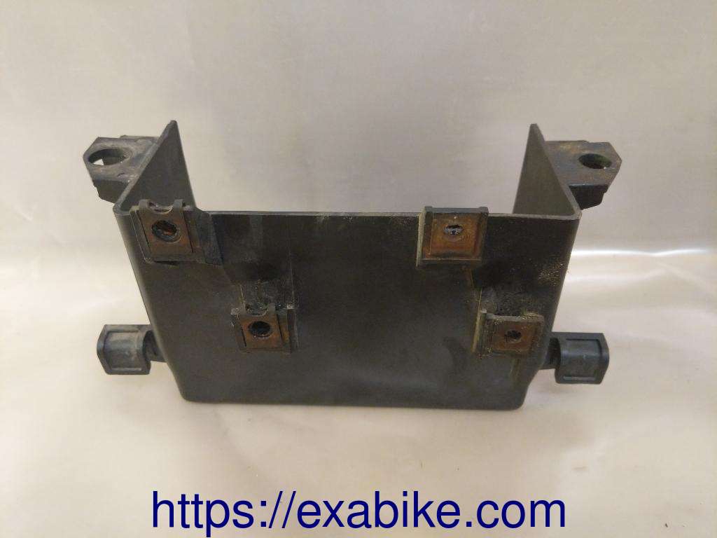 bac à batterie Yamaha FZ6 - photo 2