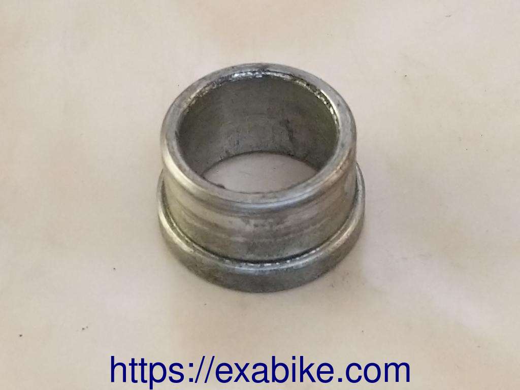 entretoise de roue avant Yamaha FZ6 - photo 1
