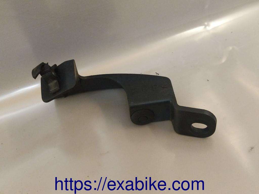 élément plastique Yamaha FZ6 - photo 1