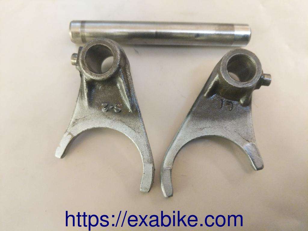 fourchettes de boite Kawasaki KL 250 - photo 2