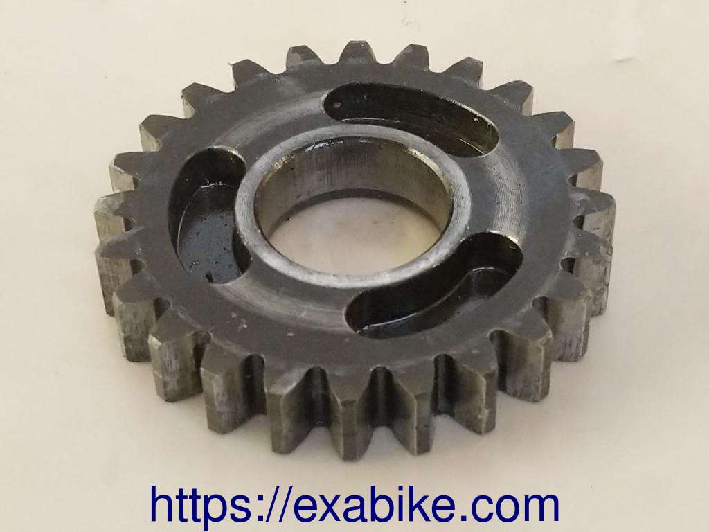 pignon de boite Kawasaki KL 250 - photo 2