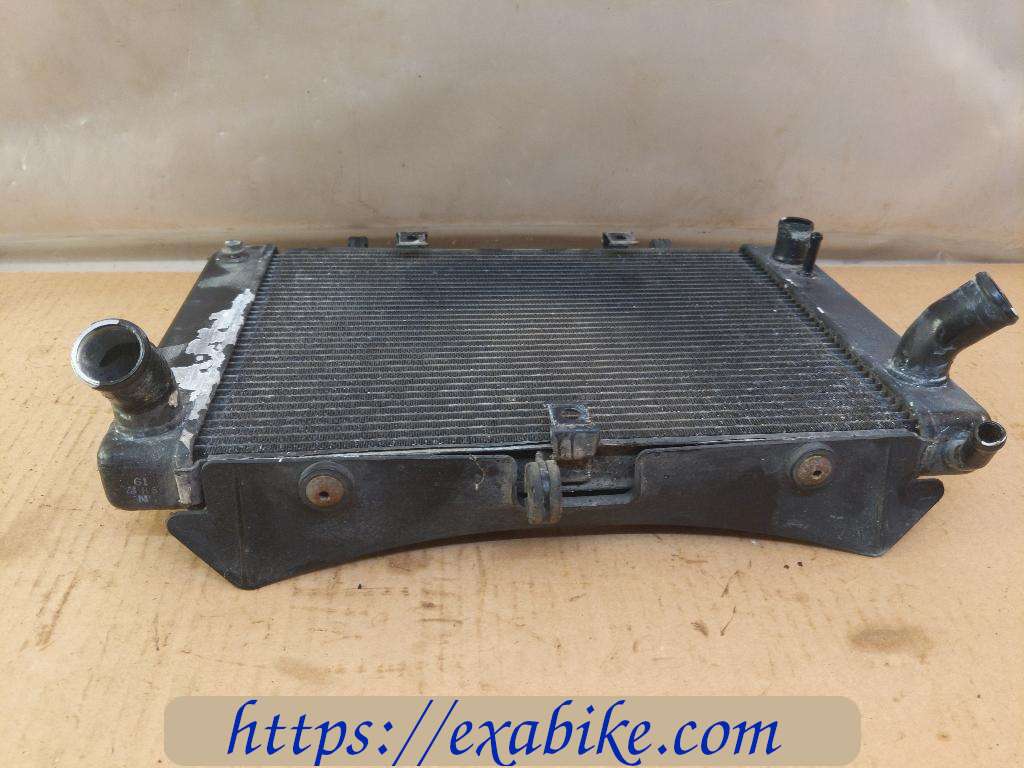 radiator Suzuki GSR 600 - photo 4