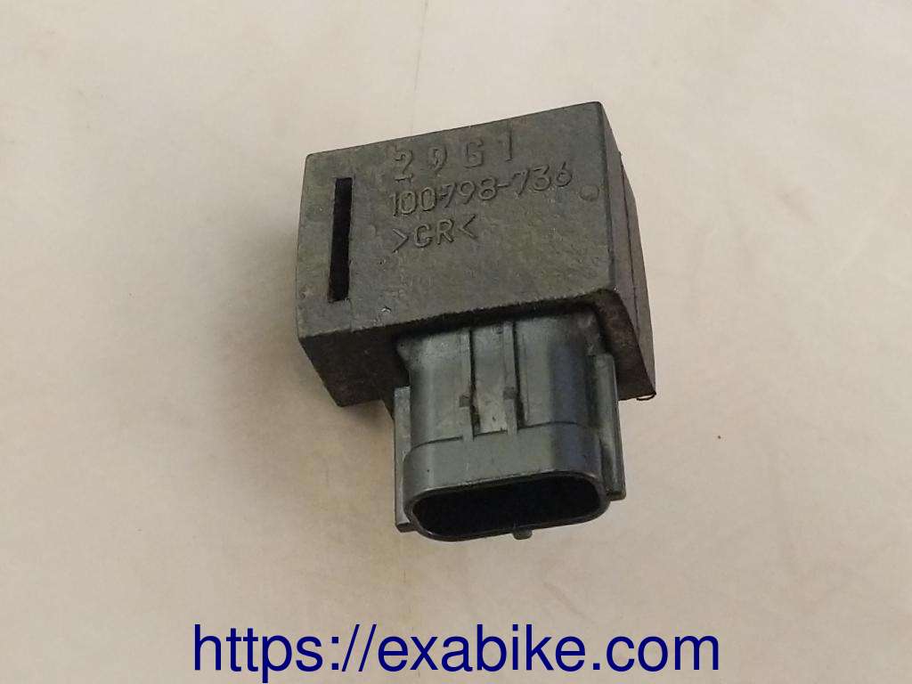 Pressure sensor Suzuki GSR 600 - photo 2