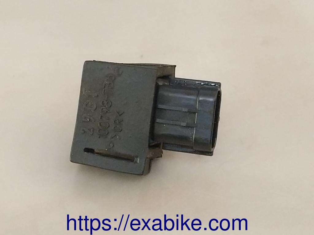 Pressure sensor Suzuki GSR 600 - photo 2