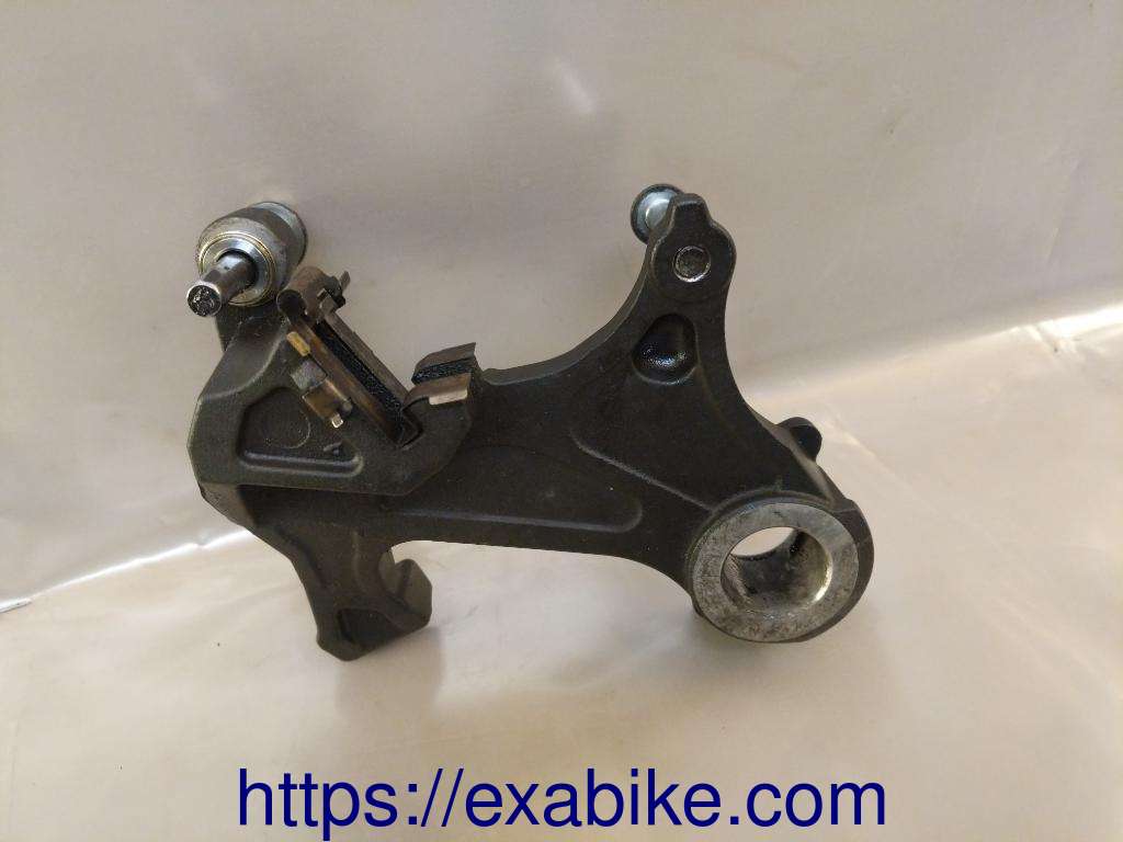 caliper bracket, rear Suzuki GSR 600 - photo 2