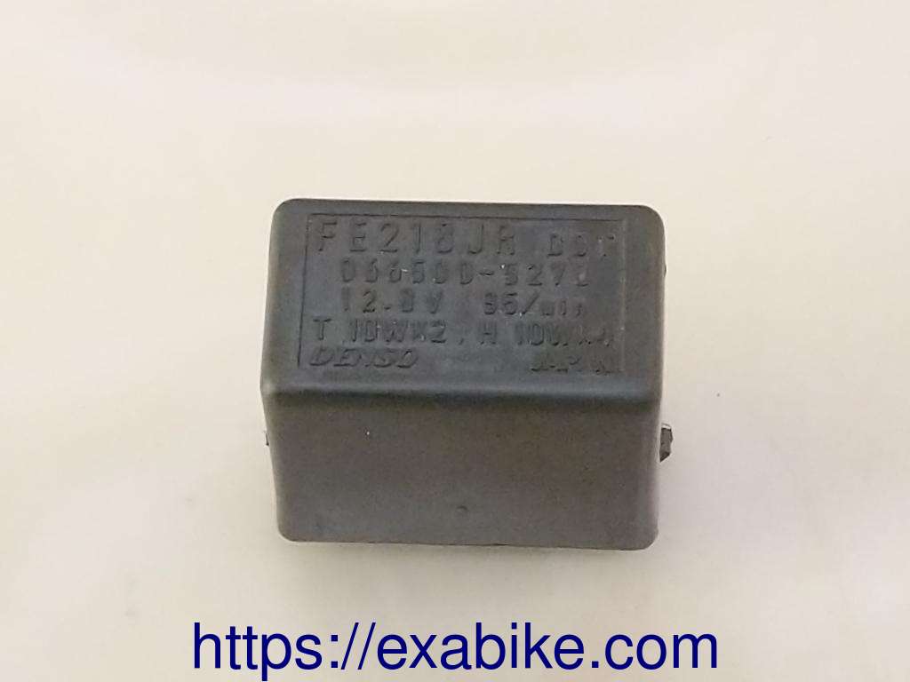 turn signal relay Suzuki GSR 600 - photo 2