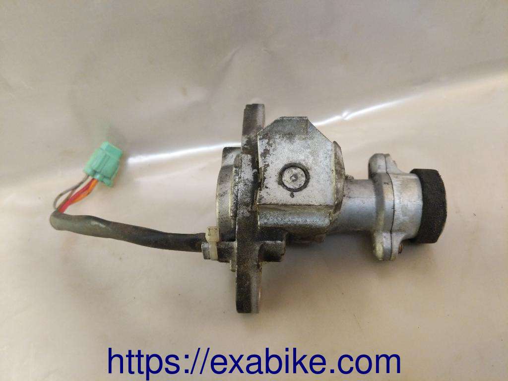contacteur à cle Suzuki GSR 600 - photo 1