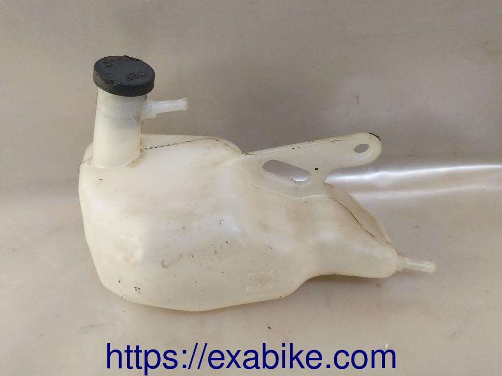 expansion tank Suzuki GSR 600 - photo 1
