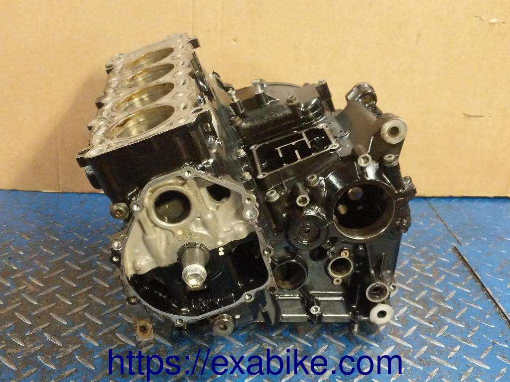 engine block Suzuki GSR 600 - photo 1