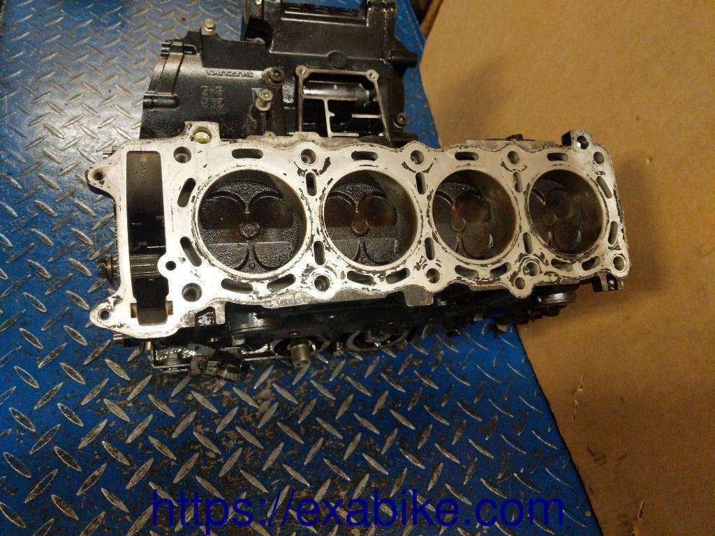 engine block Suzuki GSR 600 - photo 3