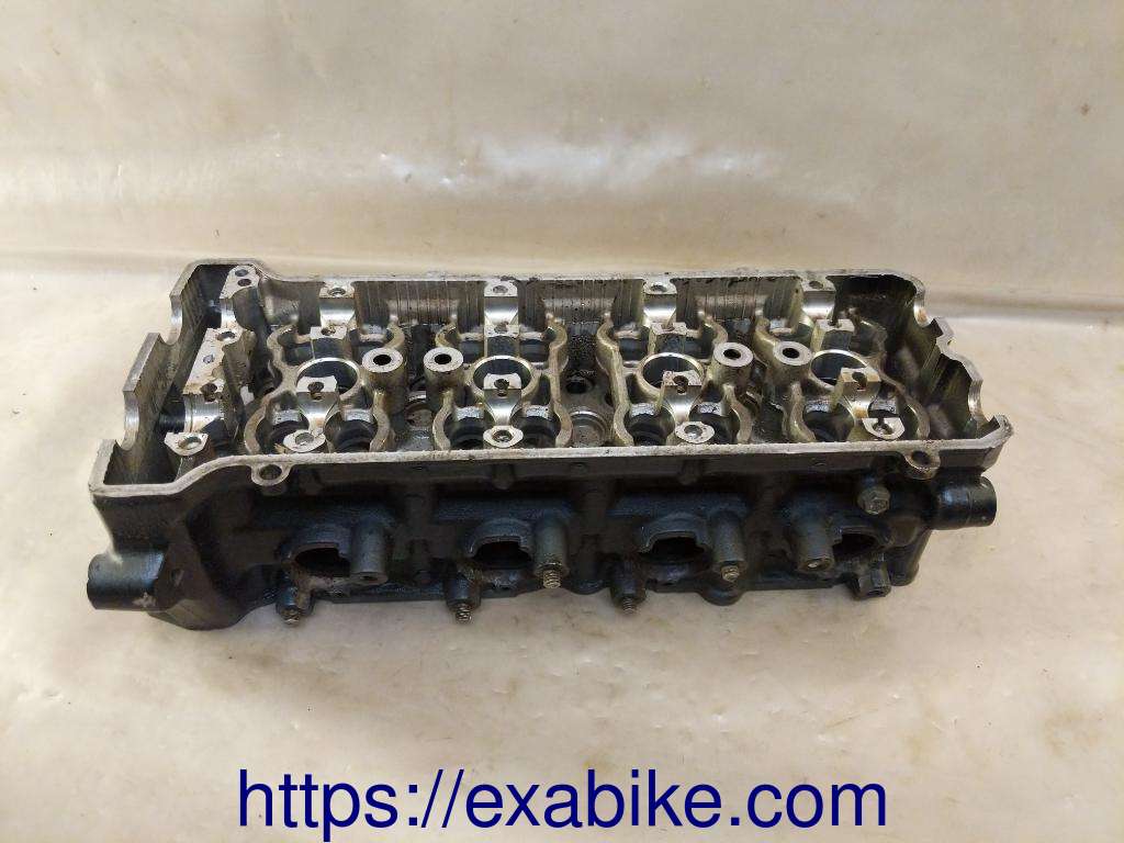 culasse Suzuki GSR 600 - photo 2