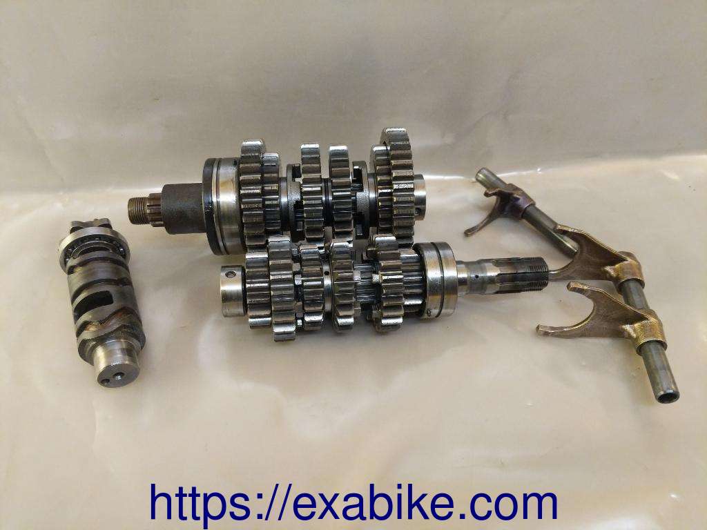 gearbox Suzuki GSR 600 - photo 1