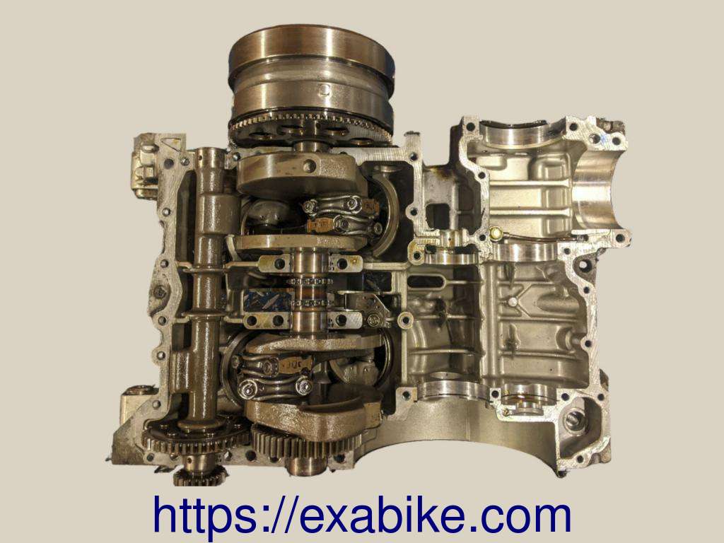 engine block Yamaha XVZ 1300 Royal Star - photo 3